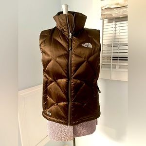 The North Face 550 Brown Puffer vest XS